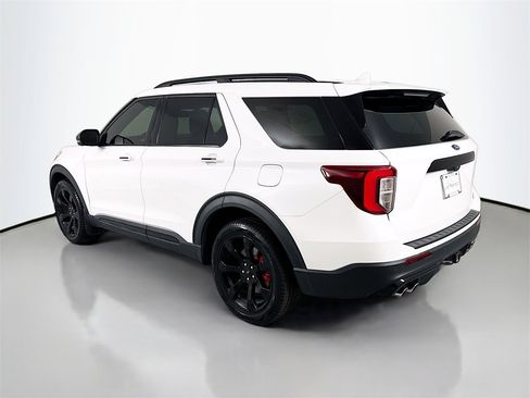 Used 2023 Ford Explorer ST w/ Equipment Group 401A image 3
