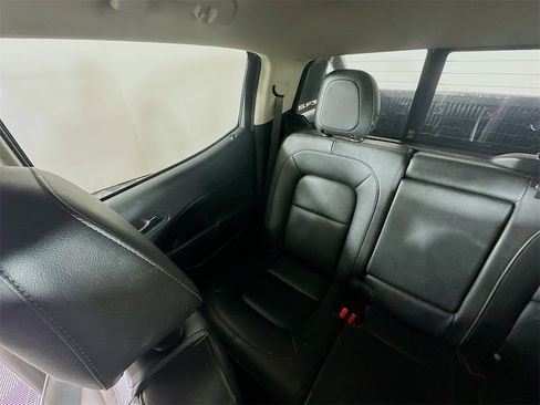 Used 2020 Chevrolet Colorado ZR2 image 12