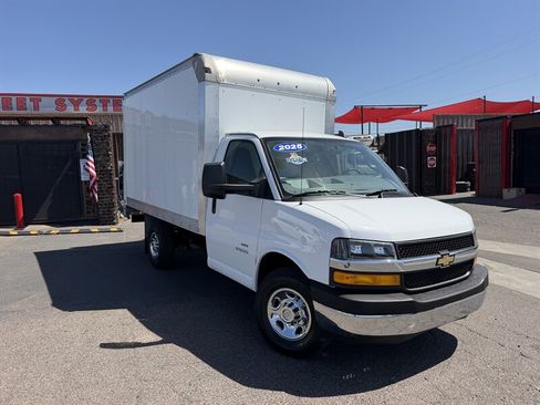 Used 2025 Chevrolet Express 3500 w/ Power Convenience Package RWD image 1