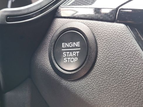 Certified 2025 Ford Escape ST-Line image 26