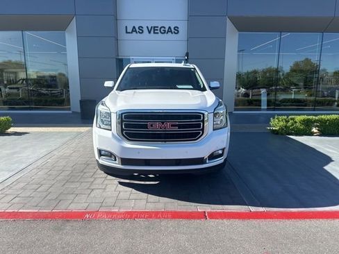 Used 2020 GMC Yukon XL SLT w/ Open Road Package image 2