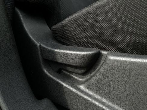 Used 2015 Nissan Rogue S w/ Convenience Package image 29