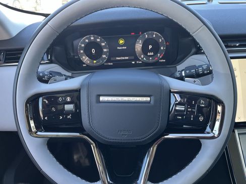 New 2025 Land Rover Range Rover Velar S image 15