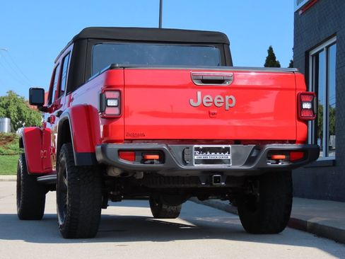 Used 2023 Jeep Gladiator Mojave w/ LED Lighting Group AWD/4WD image 11