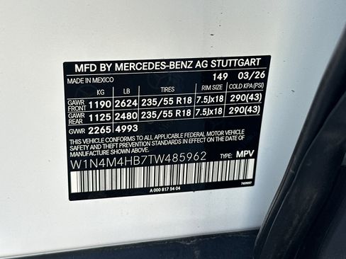 New 2026 Mercedes-Benz GLB 250 4MATIC image 28