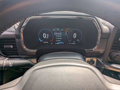 Used 2022 Ford F150 Lariat RWD image 14
