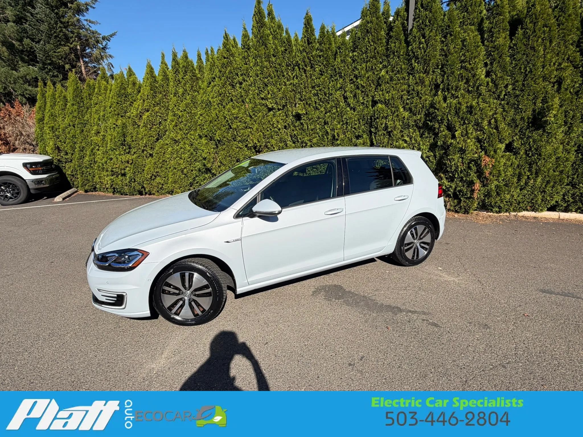 Used 2019 Volkswagen e-Golf SEL Premium FWD image 4