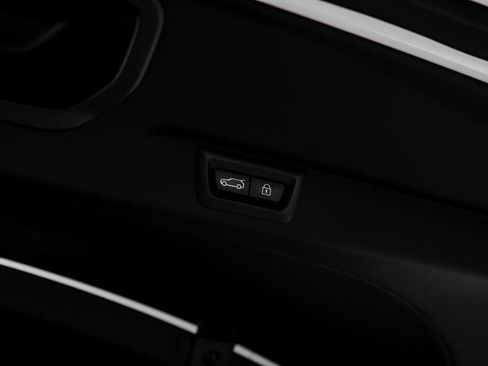 Used 2022 Rolls-Royce Cullinan AWD/4WD image 75