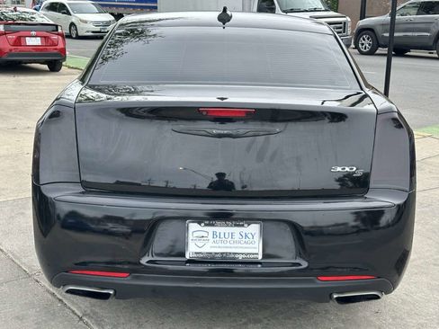 Used 2016 Chrysler 300 S RWD image 6