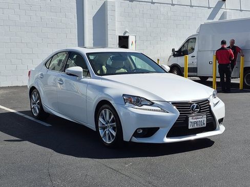 Used 2016 Lexus IS 200t RWD image 3