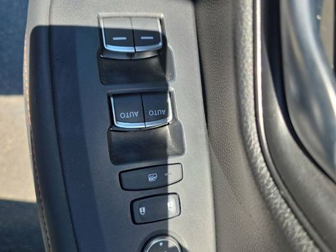 Used 2024 Honda HR-V Sport image 12