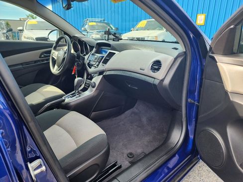 Used 2012 Chevrolet Cruze LS w/ Connectivity Package FWD image 22