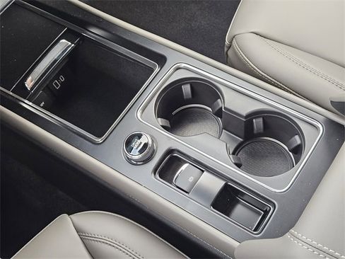 New 2026 Lincoln Corsair Premiere image 19