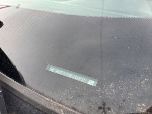 Used 2021 Chevrolet Traverse High Country image 11