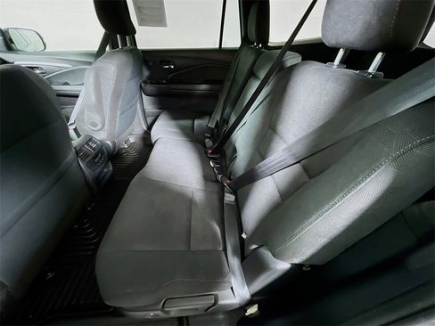 Used 2022 Honda Pilot Sport image 22
