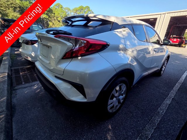 Used 2019 Toyota C-HR LE FWD image 4