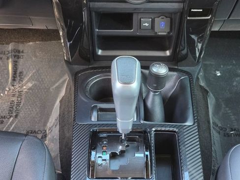 Used 2023 Toyota 4Runner TRD Off-Road Premium w/ Moonroof Package AWD/4WD image 31