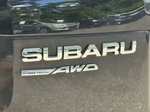 Used 2017 Subaru Forester 2.5i Premium w/ All-Weather Package AWD/4WD image 16