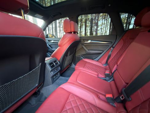 Used 2024 Audi SQ5 Premium Plus image 15