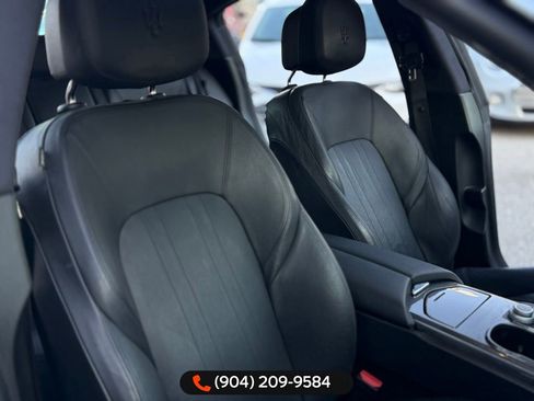 Used 2018 Maserati Ghibli image 32
