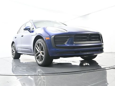 Certified 2024 Porsche Macan AWD/4WD image 55