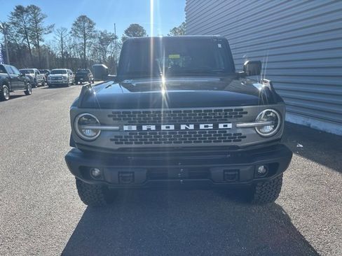 New 2025 Ford Bronco Badlands image 8