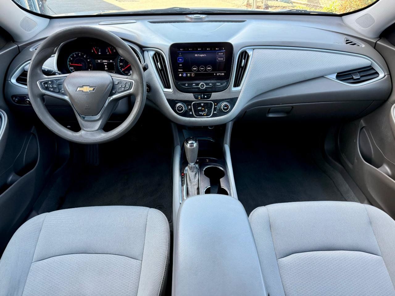 Used 2020 Chevrolet Malibu LS w/ Driver Confidence Package II FWD image 30