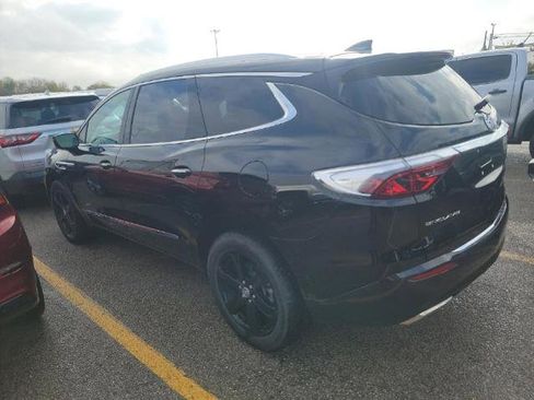 Used 2024 Buick Enclave Essence w/ Sport Touring Edition image 3