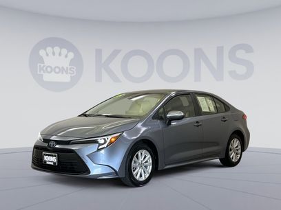Used 2025 Toyota Corolla LE