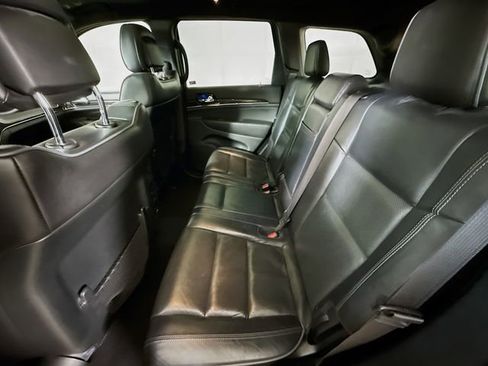 Used 2020 Jeep Grand Cherokee Overland image 23