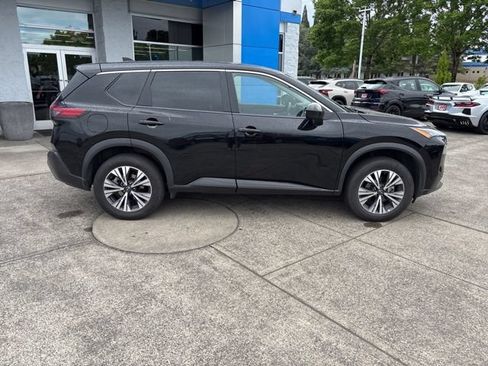 Used 2023 Nissan Rogue SV AWD/4WD image 9