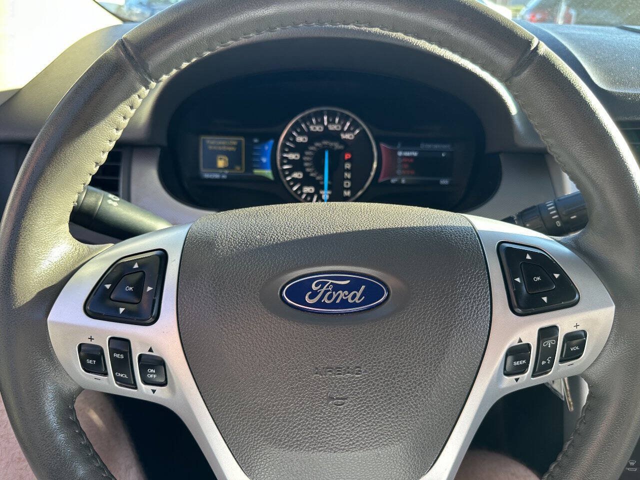 Used 2012 Ford Edge SEL FWD image 13