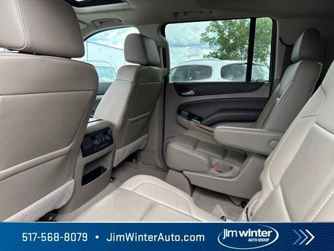 Used 2019 Chevrolet Suburban Premier AWD/4WD image 10