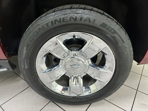 Used 2016 Chevrolet Suburban LTZ image 17