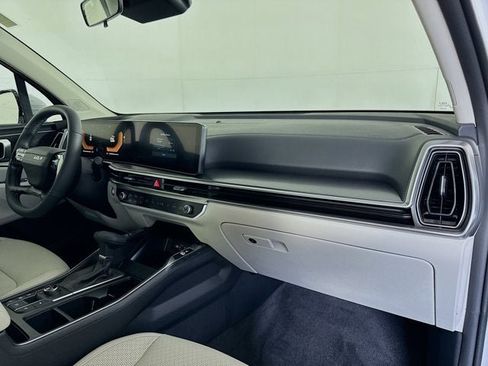 New 2026 Kia Sorento S image 29