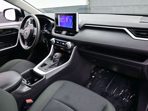 Used 2024 Toyota RAV4 LE image 14