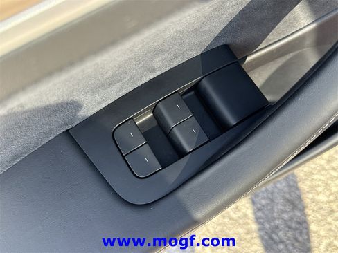 Used 2022 Tesla Model 3 Long Range image 12