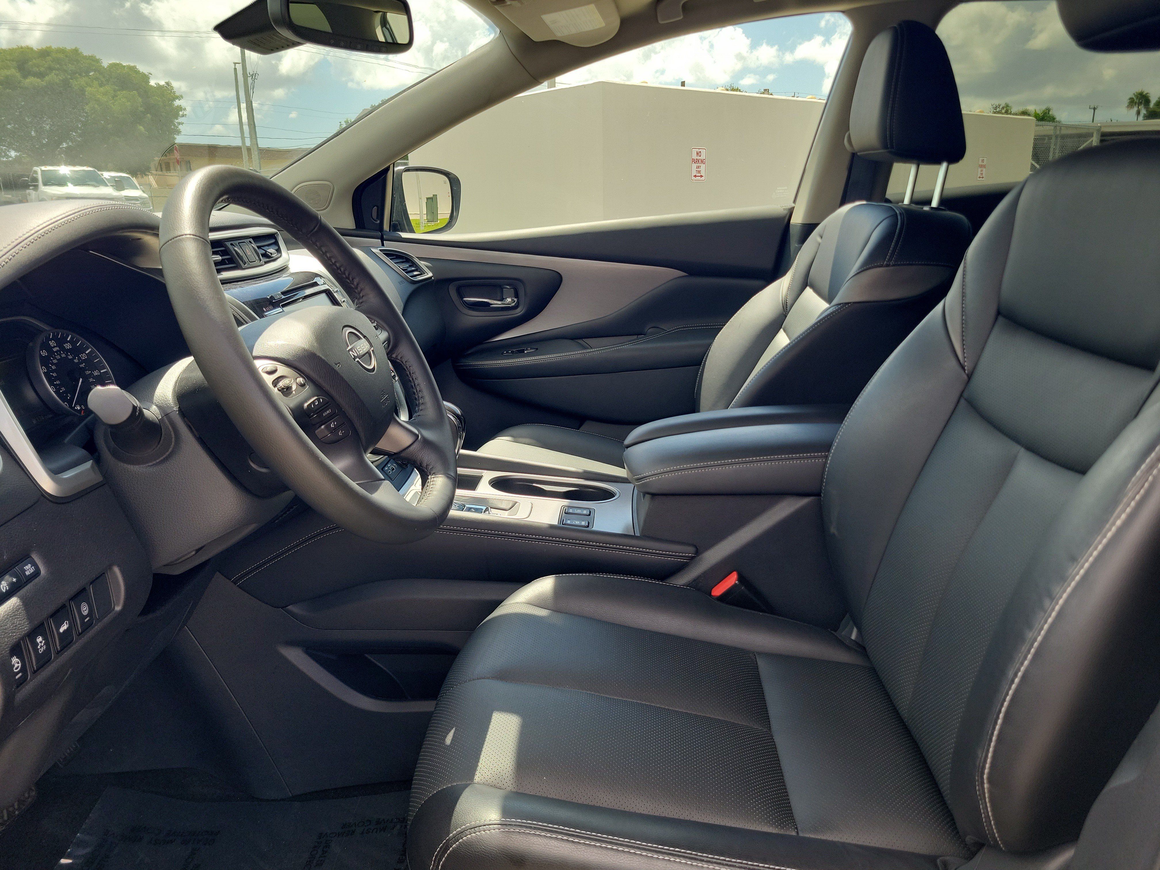 Used 2023 Nissan Murano SL w/ SL Moonroof Package FWD image 11