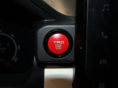 Used 2024 Toyota Tacoma TRD Off-Road AWD/4WD image 11