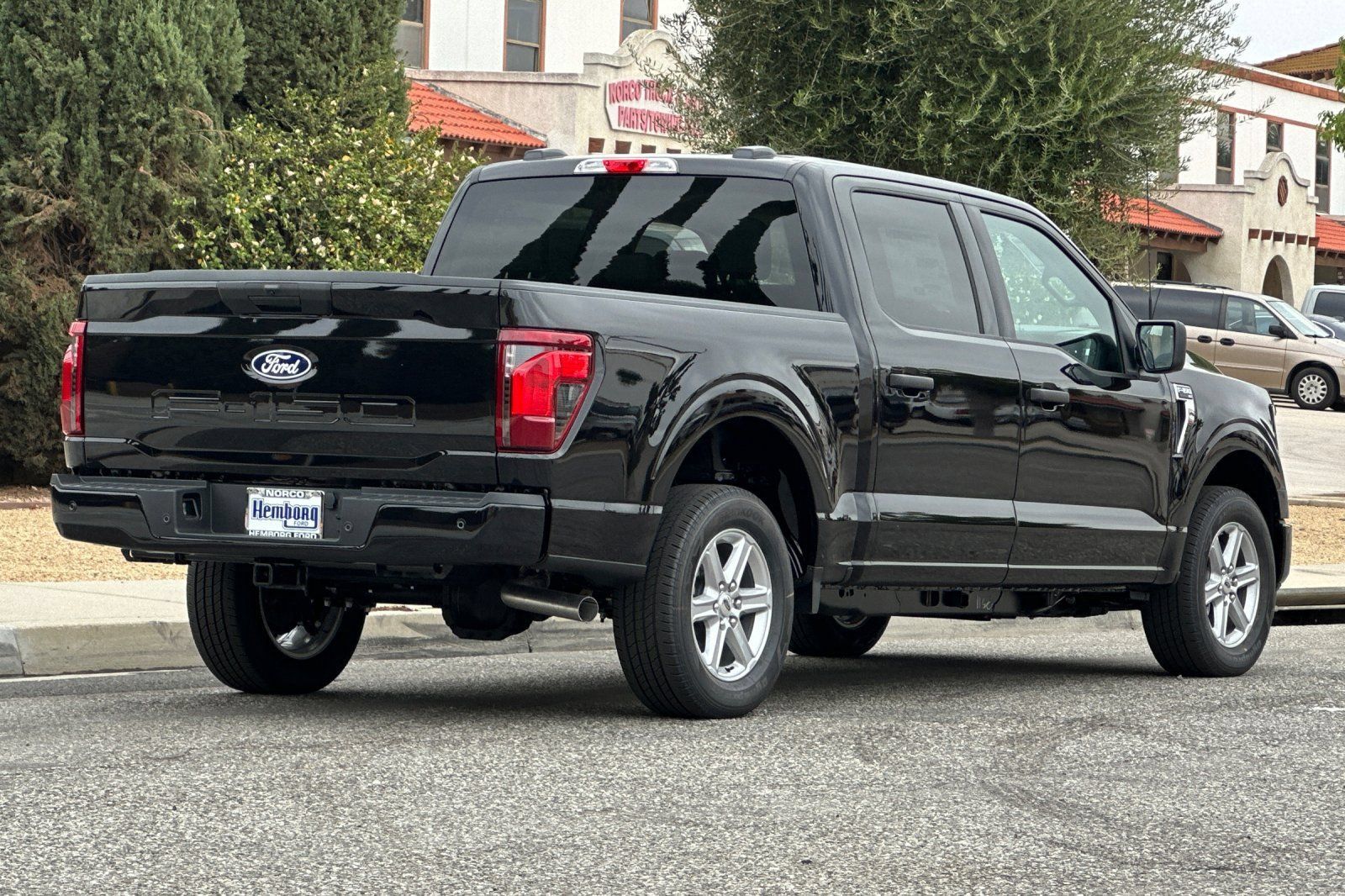 New 2026 Ford F150 XLT w/ Equipment Group 301A Standard RWD image 4