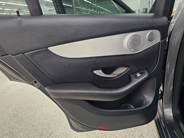 Used 2019 Mercedes-Benz GLC 350e 4MATIC image 27