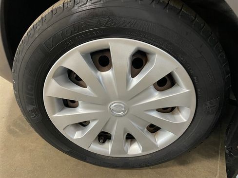 Used 2016 Nissan Versa SV image 21