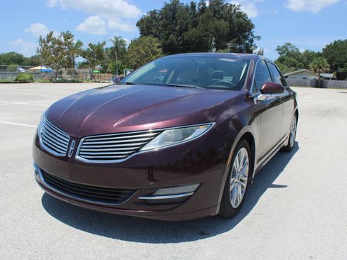 Used 2013 Lincoln MKZ Hybrid FWD image 3