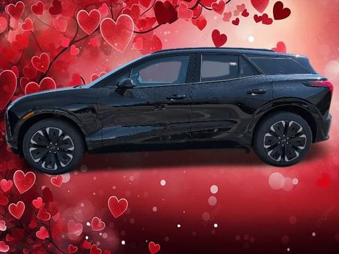 New 2025 Chevrolet Blazer EV RS w/ Super Cruise Package image 8