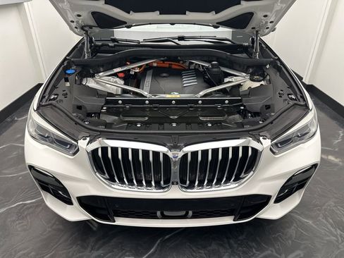 Used 2021 BMW X5 xDrive45e w/ M Sport Package image 32