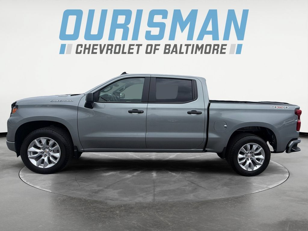Used 2026 Chevrolet Silverado 1500 Custom AWD/4WD image 3