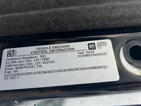 Used 2022 GMC Sierra 1500 AT4 image 44