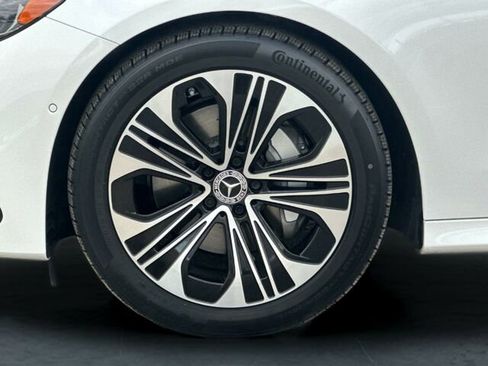 Used 2025 Mercedes-Benz E 350 Sedan image 34