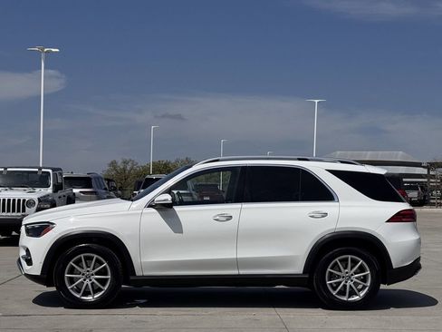 Used 2024 Mercedes-Benz GLE 350 4MATIC w/ 3rd Row Seat Package image 3