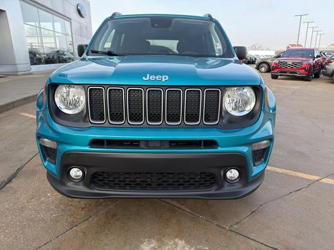 Used 2022 Jeep Renegade Latitude w/ Convenience Group image 10